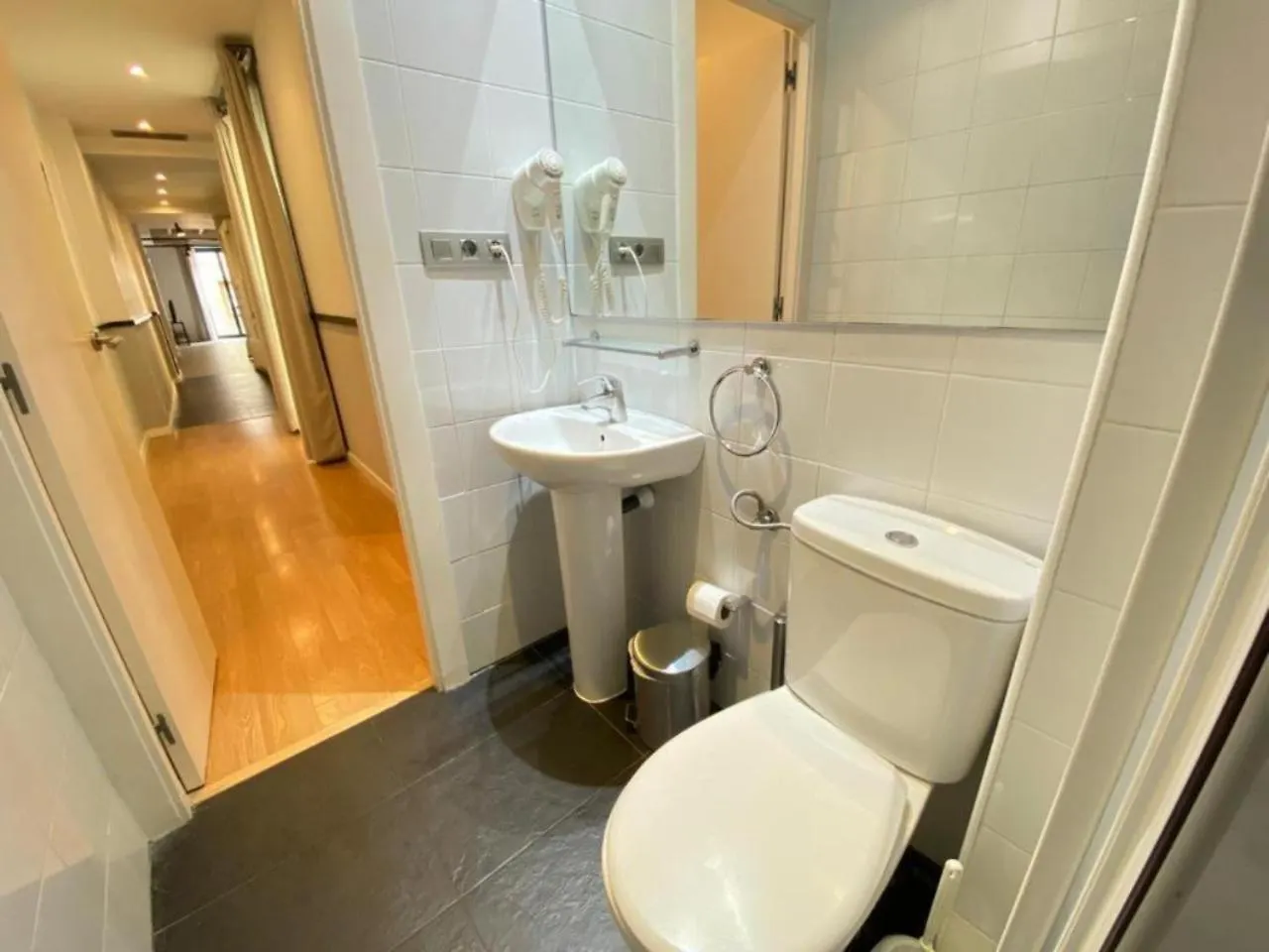 Liceu Apartments By Gaiarooms Barcellona 0*,
