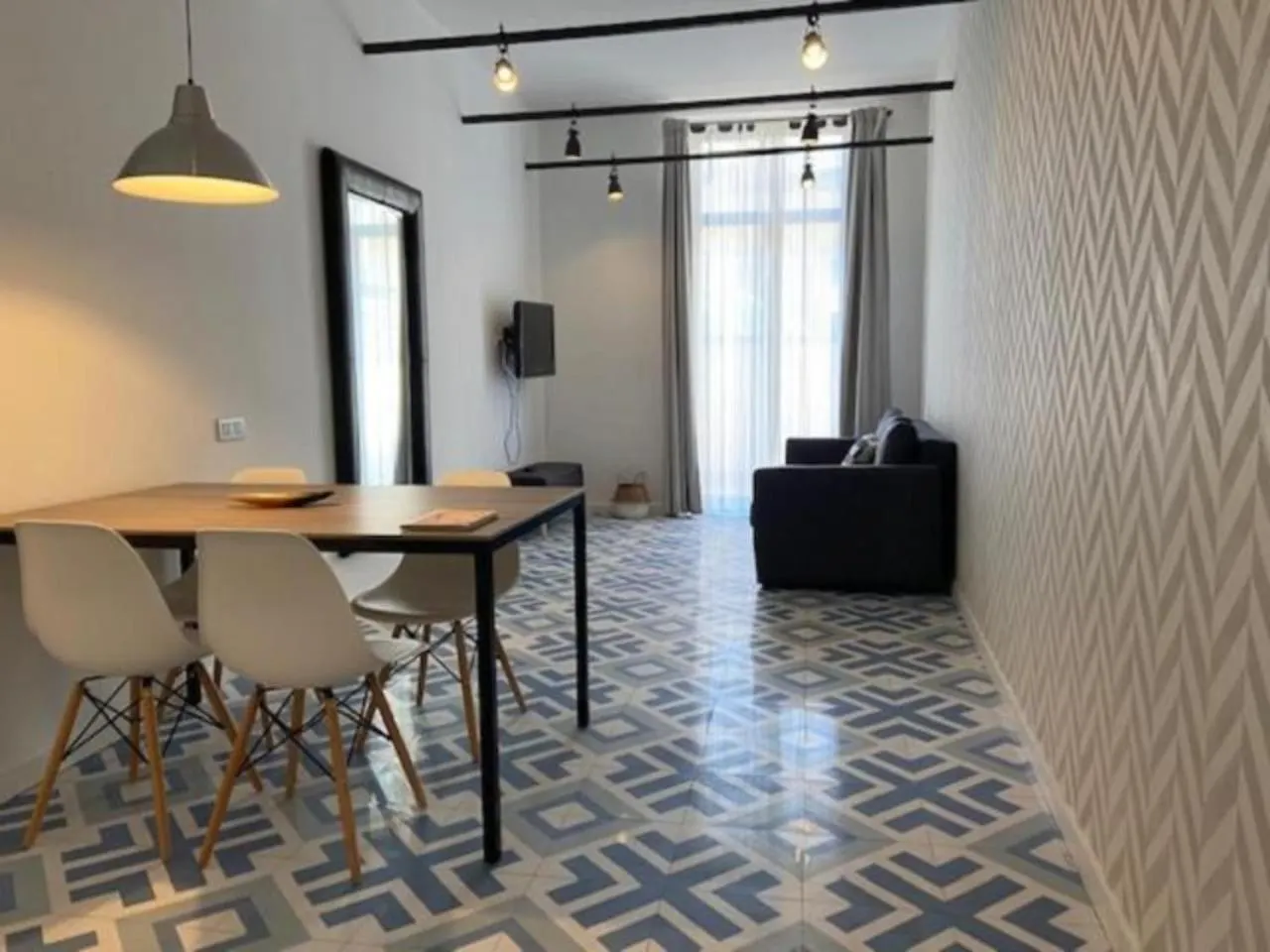 Liceu Apartments By Gaiarooms Barcellona
