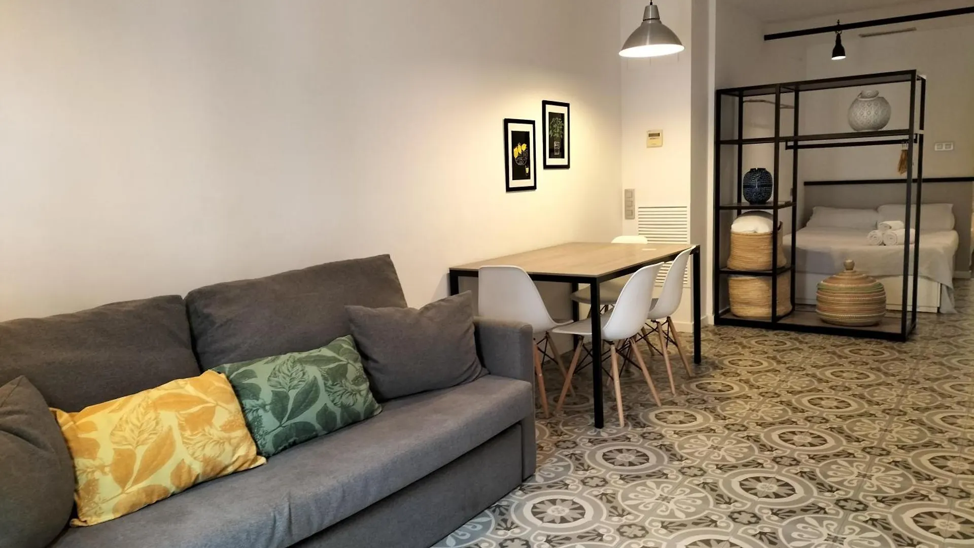 Liceu Apartments By Gaiarooms Barcelone